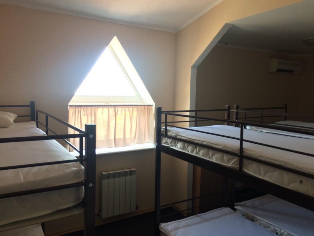 Hostel Kryvy Rih Extérieur photo